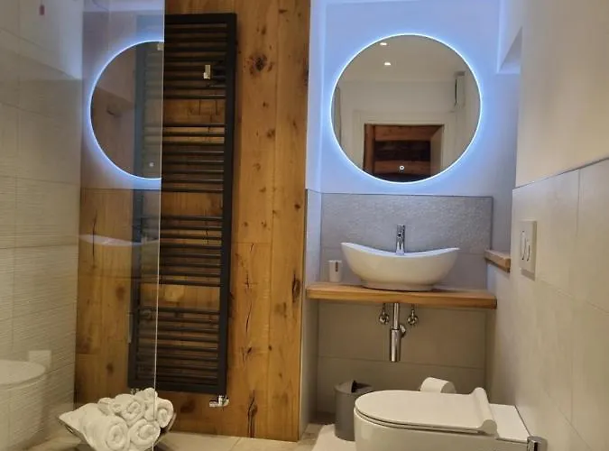 Ostrouska Alloggio per agriturismo *